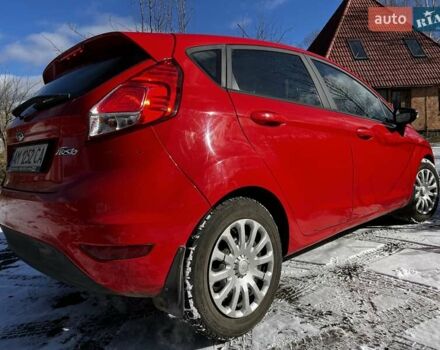 Форд Фиеста 2016 в Радомышле на Automoto.ua Красный Форд Фиеста, объемом двигателя 1.3 л и пробегом 115 тыс. км за 7500 $, фото 3 на Automoto.ua