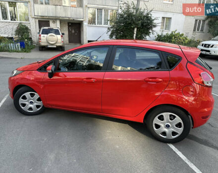 Красный Форд Фиеста, объемом двигателя 1 л и пробегом 68 тыс. км за 8750 $, фото 13 на Automoto.ua