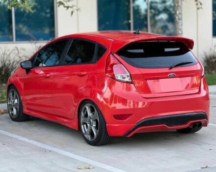 Червоний Форд Фієста, об'ємом двигуна 1.6 л та пробігом 71 тис. км за 4900 $, фото 4 на Automoto.ua