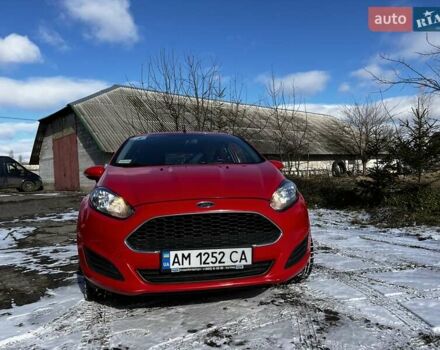 Форд Фиеста 2016 в Радомышле на Automoto.ua Красный Форд Фиеста, объемом двигателя 1.3 л и пробегом 115 тыс. км за 7500 $, фото 1 на Automoto.ua