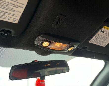 Красный Форд Фиеста, объемом двигателя 1.6 л и пробегом 132 тыс. км за 9500 $, фото 23 на Automoto.ua