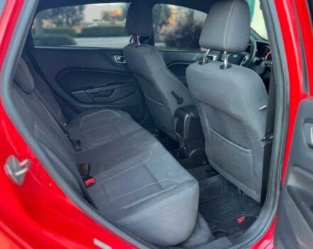 Червоний Форд Фієста, об'ємом двигуна 1.6 л та пробігом 71 тис. км за 4900 $, фото 10 на Automoto.ua