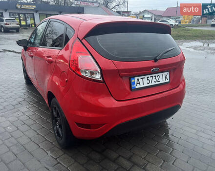 Красный Форд Фиеста, объемом двигателя 1.24 л и пробегом 200 тыс. км за 3500 $, фото 4 на Automoto.ua