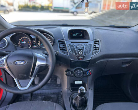 Форд Фієста 2016 у Снятине на Automoto.ua Червоний Форд Фієста, об'ємом двигуна 1.25 л та пробігом 200 тис. км за 3650 $, фото 13 на Automoto.ua