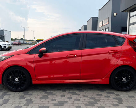 Красный Форд Фиеста, объемом двигателя 1.6 л и пробегом 132 тыс. км за 9500 $, фото 3 на Automoto.ua