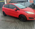 Красный Форд Фиеста, объемом двигателя 1.24 л и пробегом 200 тыс. км за 3500 $, фото 6 на Automoto.ua