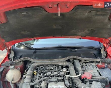 Форд Фиеста 2017 в Тернополе на Automoto.ua Красный Форд Фиеста, объемом двигателя 1 л и пробегом 113 тыс. км за 10300 $, фото 59 на Automoto.ua