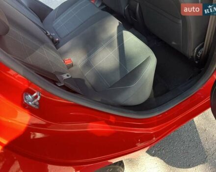 Форд Фиеста 2017 в Тернополе на Automoto.ua Красный Форд Фиеста, объемом двигателя 1 л и пробегом 113 тыс. км за 10300 $, фото 49 на Automoto.ua