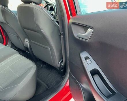 Форд Фиеста 2017 в Тернополе на Automoto.ua Красный Форд Фиеста, объемом двигателя 1 л и пробегом 113 тыс. км за 10300 $, фото 5 на Automoto.ua