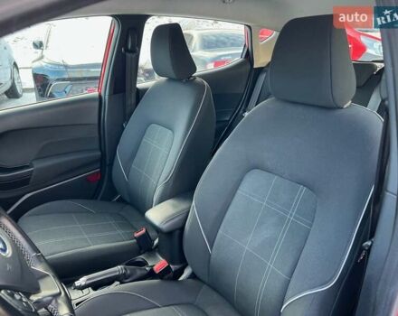 Форд Фиеста 2017 в Тернополе на Automoto.ua Красный Форд Фиеста, объемом двигателя 1 л и пробегом 113 тыс. км за 10300 $, фото 12 на Automoto.ua