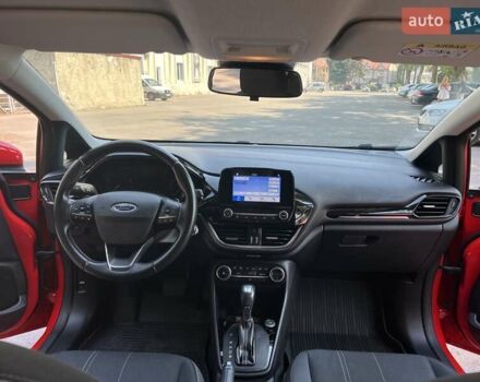 Форд Фиеста 2017 в Тернополе на Automoto.ua Красный Форд Фиеста, объемом двигателя 1 л и пробегом 113 тыс. км за 10300 $, фото 65 на Automoto.ua