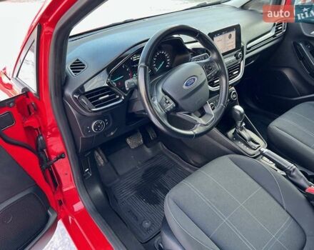 Форд Фиеста 2017 в Тернополе на Automoto.ua Красный Форд Фиеста, объемом двигателя 1 л и пробегом 113 тыс. км за 10300 $, фото 4 на Automoto.ua