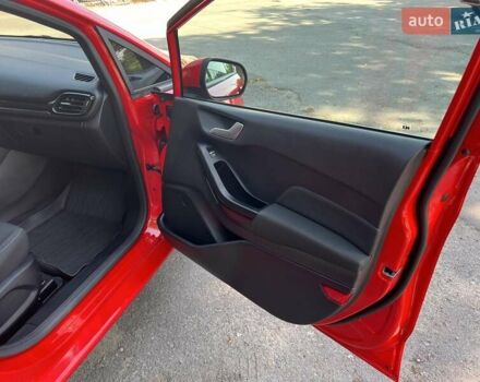 Форд Фиеста 2017 в Тернополе на Automoto.ua Красный Форд Фиеста, объемом двигателя 1 л и пробегом 113 тыс. км за 10300 $, фото 52 на Automoto.ua