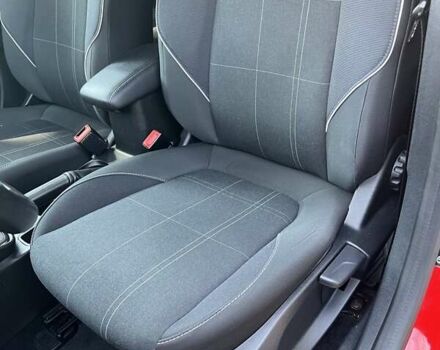 Форд Фиеста 2017 в Тернополе на Automoto.ua Красный Форд Фиеста, объемом двигателя 1 л и пробегом 113 тыс. км за 10300 $, фото 38 на Automoto.ua