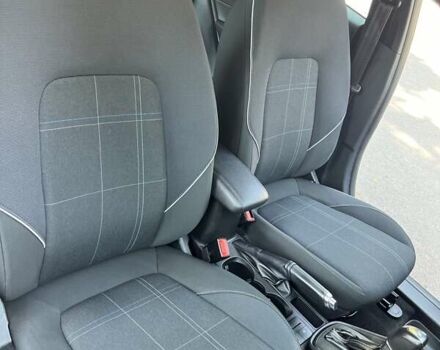 Форд Фиеста 2017 в Тернополе на Automoto.ua Красный Форд Фиеста, объемом двигателя 1 л и пробегом 113 тыс. км за 10300 $, фото 58 на Automoto.ua