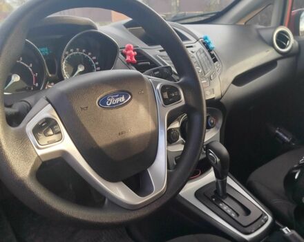 Красный Форд Фиеста, объемом двигателя 1.6 л и пробегом 84 тыс. км за 8000 $, фото 3 на Automoto.ua