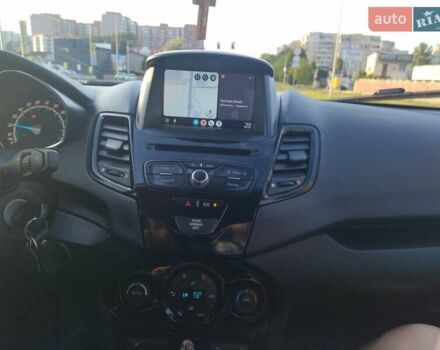 Форд Фиеста 2018 в Львове на Automoto.ua Красный Форд Фиеста, объемом двигателя 1.6 л и пробегом 170 тыс. км за 8600 $, фото 24 на Automoto.ua