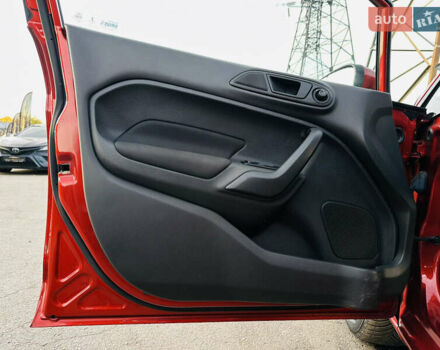 Форд Фиеста 2018 в Харькове на Automoto.ua Красный Форд Фиеста, объемом двигателя 1.57 л и пробегом 105 тыс. км за 9500 $, фото 14 на Automoto.ua