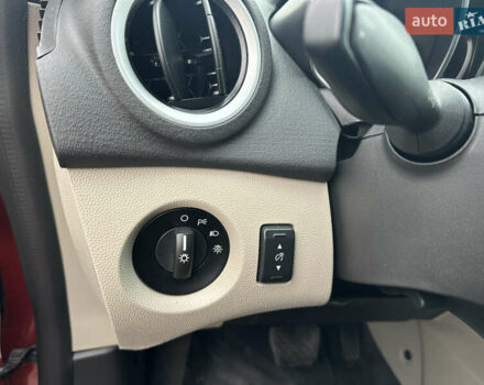 Красный Форд Фиеста, объемом двигателя 1.6 л и пробегом 189 тыс. км за 8999 $, фото 13 на Automoto.ua