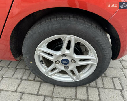 Красный Форд Фиеста, объемом двигателя 1.6 л и пробегом 189 тыс. км за 8999 $, фото 20 на Automoto.ua