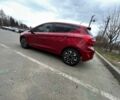 Красный Форд Фиеста, объемом двигателя 1 л и пробегом 125 тыс. км за 8800 $, фото 6 на Automoto.ua