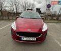 Червоний Форд Фієста, об'ємом двигуна 1 л та пробігом 123 тис. км за 8800 $, фото 1 на Automoto.ua