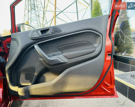 Форд Фиеста 2018 в Харькове на Automoto.ua Красный Форд Фиеста, объемом двигателя 1.57 л и пробегом 105 тыс. км за 9500 $, фото 24 на Automoto.ua