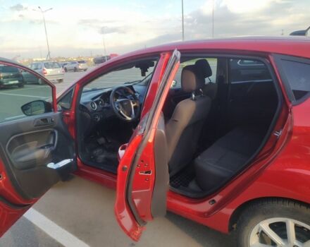 Червоний Форд Фієста, об'ємом двигуна 1.6 л та пробігом 170 тис. км за 8600 $, фото 5 на Automoto.ua