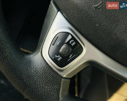 Форд Фиеста 2018 в Харькове на Automoto.ua Красный Форд Фиеста, объемом двигателя 1.57 л и пробегом 105 тыс. км за 9500 $, фото 28 на Automoto.ua