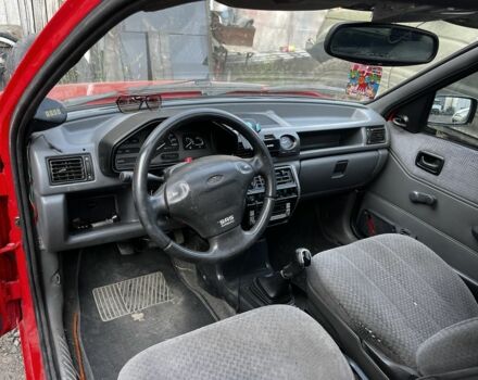 Красный Форд Фиеста, объемом двигателя 1.1 л и пробегом 3 тыс. км за 1350 $, фото 7 на Automoto.ua