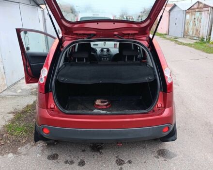 Червоний Форд Фієста, об'ємом двигуна 1.4 л та пробігом 180 тис. км за 4200 $, фото 11 на Automoto.ua