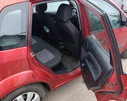 Червоний Форд Фієста, об'ємом двигуна 1.4 л та пробігом 180 тис. км за 4200 $, фото 10 на Automoto.ua