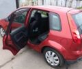 Червоний Форд Фієста, об'ємом двигуна 1.4 л та пробігом 180 тис. км за 4200 $, фото 6 на Automoto.ua