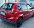 Червоний Форд Фієста, об'ємом двигуна 1.3 л та пробігом 280 тис. км за 2900 $, фото 5 на Automoto.ua