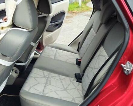 Червоний Форд Фієста, об'ємом двигуна 1.6 л та пробігом 166 тис. км за 7200 $, фото 13 на Automoto.ua