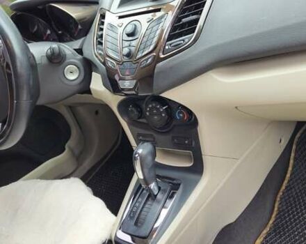 Червоний Форд Фієста, об'ємом двигуна 1.6 л та пробігом 166 тис. км за 7200 $, фото 8 на Automoto.ua