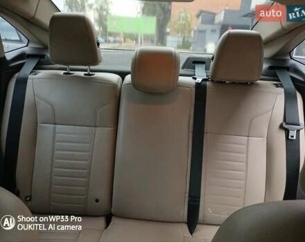 Красный Форд Фиеста, объемом двигателя 1.6 л и пробегом 147 тыс. км за 8500 $, фото 10 на Automoto.ua