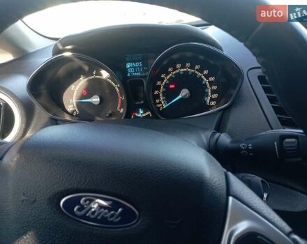Красный Форд Фиеста, объемом двигателя 1.6 л и пробегом 181 тыс. км за 4999 $, фото 4 на Automoto.ua