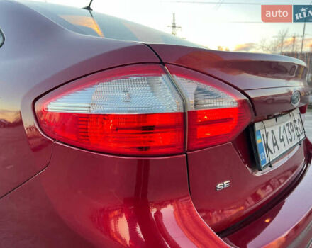 Красный Форд Фиеста, объемом двигателя 1.6 л и пробегом 251 тыс. км за 6500 $, фото 16 на Automoto.ua