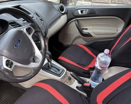 Красный Форд Фиеста, объемом двигателя 1.6 л и пробегом 220 тыс. км за 7200 $, фото 3 на Automoto.ua