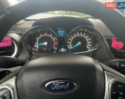 Червоний Форд Фієста, об'ємом двигуна 1.6 л та пробігом 243 тис. км за 7500 $, фото 16 на Automoto.ua