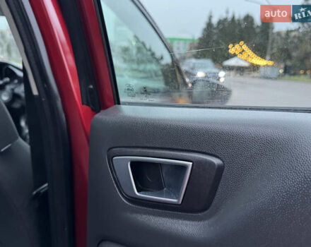 Красный Форд Фиеста, объемом двигателя 1.6 л и пробегом 150 тыс. км за 6499 $, фото 60 на Automoto.ua