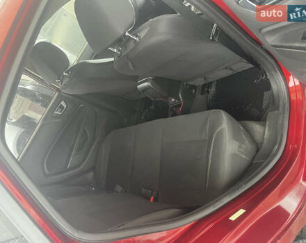 Червоний Форд Фієста, об'ємом двигуна 1.6 л та пробігом 243 тис. км за 7500 $, фото 10 на Automoto.ua