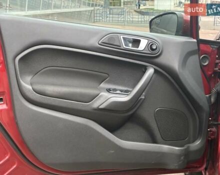 Красный Форд Фиеста, объемом двигателя 1.6 л и пробегом 251 тыс. км за 6900 $, фото 12 на Automoto.ua