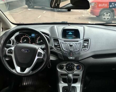 Красный Форд Фиеста, объемом двигателя 1.6 л и пробегом 251 тыс. км за 6900 $, фото 16 на Automoto.ua