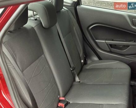 Красный Форд Фиеста, объемом двигателя 1.6 л и пробегом 251 тыс. км за 6900 $, фото 11 на Automoto.ua