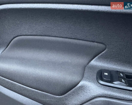 Красный Форд Фиеста, объемом двигателя 1.6 л и пробегом 150 тыс. км за 6599 $, фото 56 на Automoto.ua