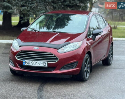 Красный Форд Фиеста, объемом двигателя 1.6 л и пробегом 150 тыс. км за 6599 $, фото 2 на Automoto.ua