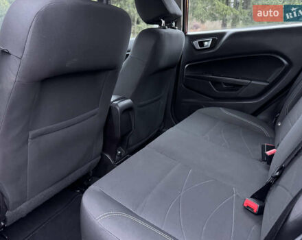 Красный Форд Фиеста, объемом двигателя 1.6 л и пробегом 150 тыс. км за 6599 $, фото 47 на Automoto.ua