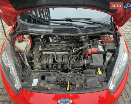 Красный Форд Фиеста, объемом двигателя 1.6 л и пробегом 174 тыс. км за 7499 $, фото 17 на Automoto.ua